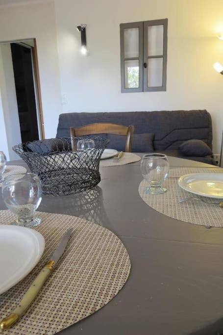 Les Tarraiettes Au Pied Du Luberon Villa Lourmarin Eksteriør bilde